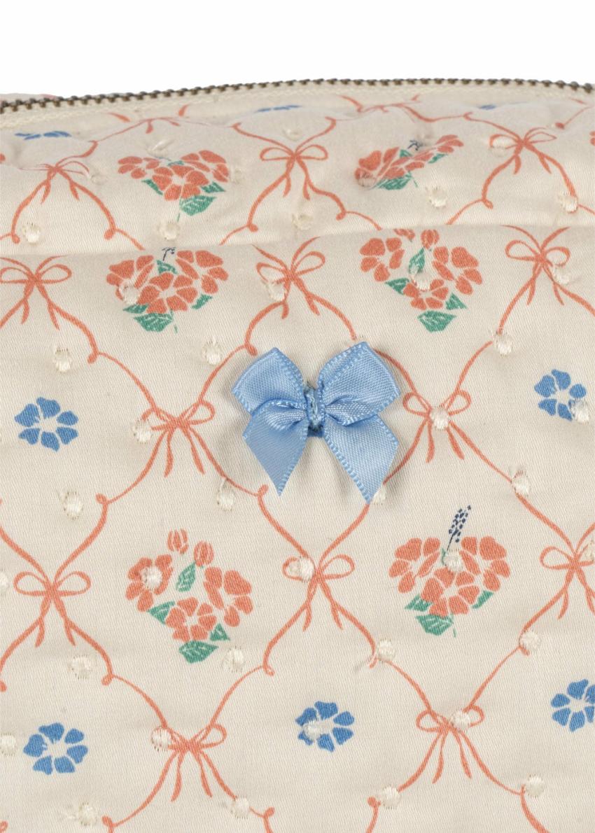 Bath Time | Kids Konges Sløjd BIG QUILTED TOILETRY BAG Fleur Decor