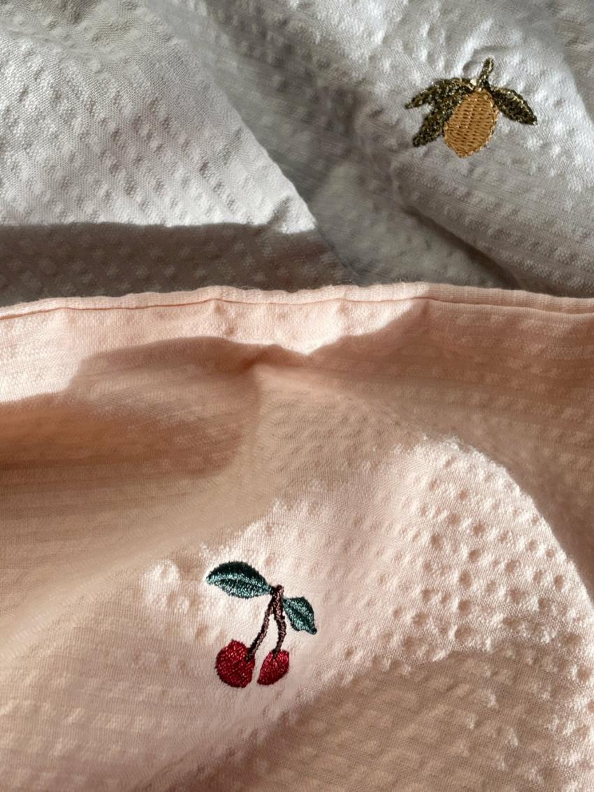 Bedtime | Kids Konges Sløjd SEER JUNIOR BEDDING GOTS 100X140 Light Blue