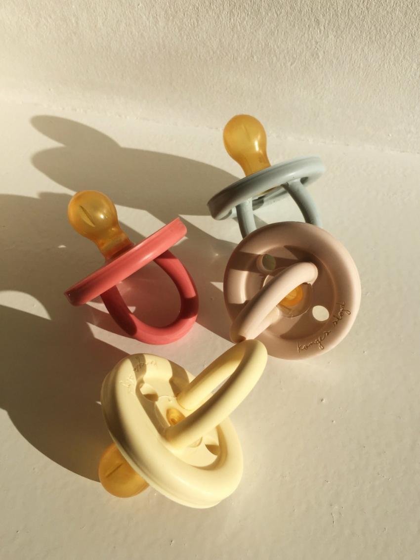 Changing &amp; Nursing | Kids Konges Sløjd MIO PACIFIER ANATOMIC Lemonade