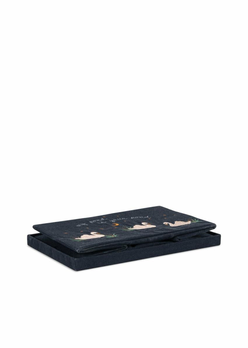 Kidsroom | Kids Konges Sløjd STORAGE BASKET Swan